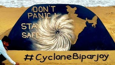 Cyclone Biparjoy Sand Art Photo: Sudarsan Pattnaik Shares Important 'Don't Panic, Stay Safe' Message To Affected People With Sand Sculpture