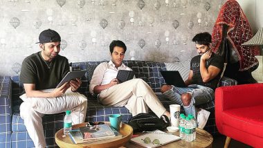 Rajkummar Rao Reunites With Stree Co-star Aparshakti Khurana and Abhishek Banerjee, Director Amar Kaushik Shares Pic of Insta!