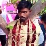 UP Groom Tied to Tree Over Dowry Demand Video: Bride’s Family Holds Groom Captive by Tying Him to Tree for Demanding Dowry in Pratapgarh