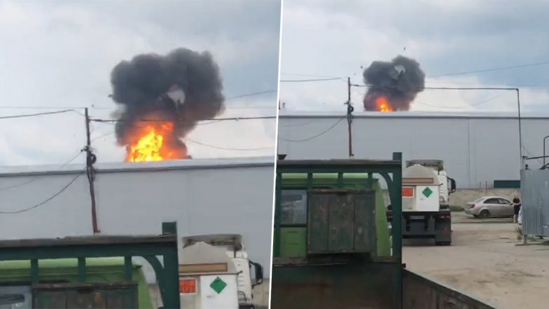 Russia Oil Depot Fire Videos: Flames and Smoke Erupts From Voronezh Oil Terminal Moments After Helicopter Flies Away