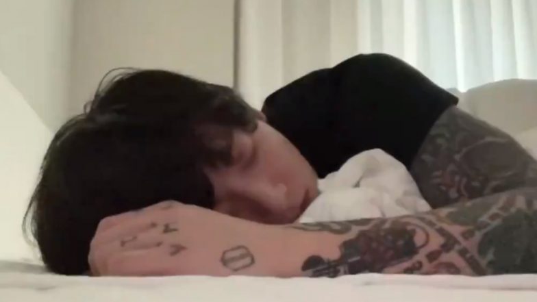 Jungkook's Sleepy Live Stream Takes Twitter by Storm, Draws 6 Million Viewers for 21 Minutes (Watch Video)