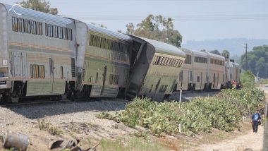 Train Derail in US: Amtrak Train With 198 Passengers Derails After Hitting Truck on Tracks in California’s Moorpark (Watch Video)