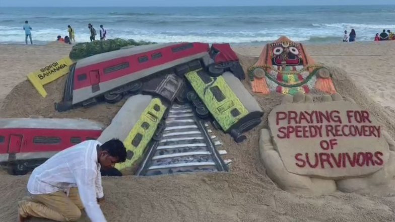 Sand Art Dedicated to Odisha Train Accident Victims and Survivors: Sudarsan Pattnaik Creates Sculpture With 'Praying for Speedy Recovery of Survivors' Message (View Pic)