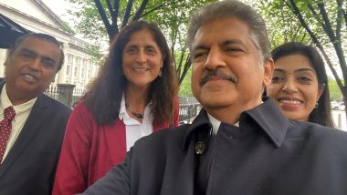 'Washington Moment': Anand Mahindra, Mukesh Ambani, Vrinda Kapoor Bump Into NASA Astronaut Sunita Williams While Booking Uber Ride in US, Take Selfie Together (See Pic)