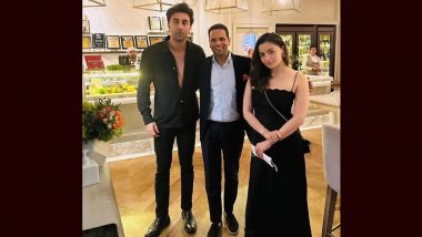 Ranbir Kapoor, Alia Bhatt Twin in Black Outfits As They Pose With a Fan in Dubai (View Pic)