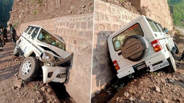 Amarnath Yatra 2023: Vehicle in Security Convoy Skids off Jammu-Srinagar National Highway in Udhampur, Three Injured (See Pics)