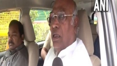 India News | PM Modi Provides Concessions to Big Industrialists but Has a Problem when Congress Tries to Help Poor: Mallikarjun Kharge