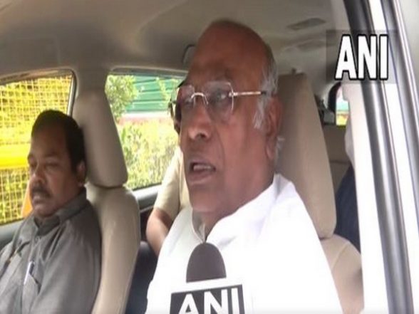 India News | PM Modi Provides Concessions to Big Industrialists but Has a Problem when Congress Tries to Help Poor: Mallikarjun Kharge - Vimarsana News