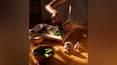 Science News | Cutting Boards Can Produce Microparticles when Chopping Veggies: Study