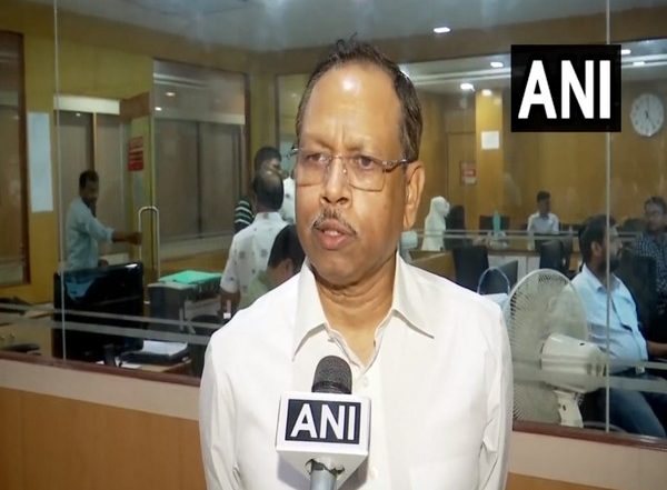 India News | Odisha Train Accident: Toll at Between 55 and 60, About 600 Injured, Says Chief Secy
