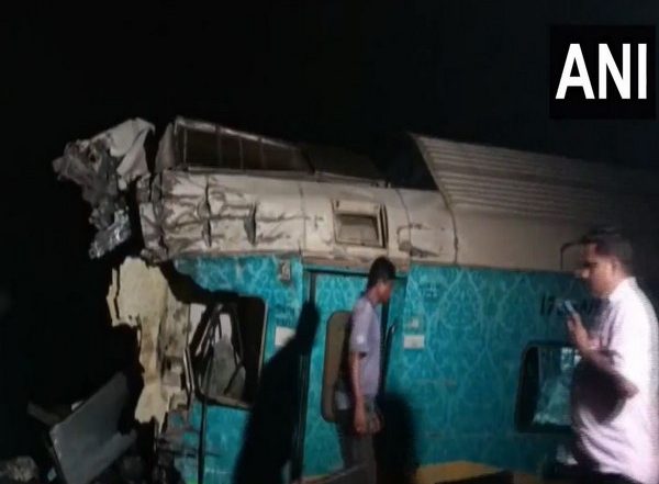 World News | Odisha Train Accident: US Department of State's SCA Bureau Condoles Loss of Lives
