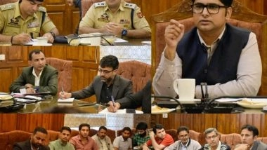 India News | J-K: Bandipora Deputy Commissioner Reviews Arrangements at Amarnath Yatra Transit Camp in Shadipora