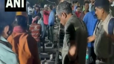 India News | Odisha Train Derailment: Ashwini Vaishnaw Oversees Ongoing Restoration Works at Balasore