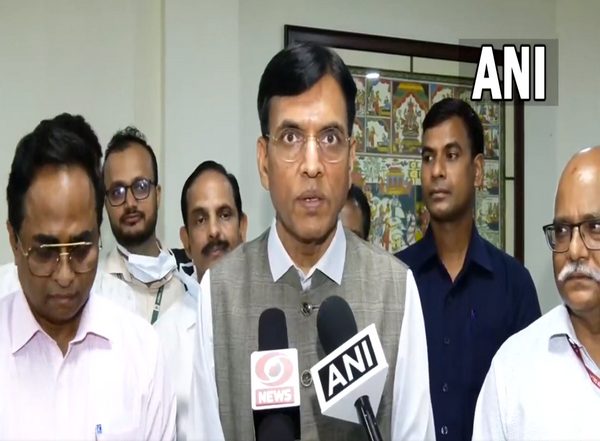 Health Minister Mansukh Mandaviya Says Expert Doctors From Delhi Being Rushed to Odisha To Attend Injured in Train Accident
