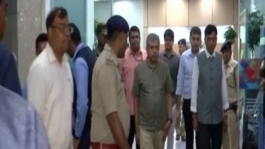 India News | Union Ministers Ashwini Vaishnaw, Mansukh Mandaviya Reach Delhi from Odisha