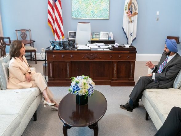 World News | US: Kamala Harris Meets World Bank Chief Ajay Banga - Vimarsana News