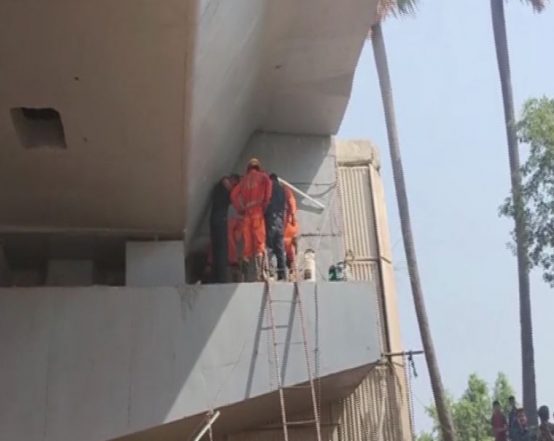 India News | Bihar: 12-year-old Boy Missing for Two Days Found Trapped Between Piers of Bridge, Rescue Ops Underway - Vimarsana News