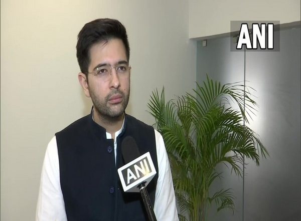 India News | Delhi Court Stays Rajya Sabha Secretariat's Order Cancelling Allotment of Raghav Chadha's Pandara Road Bungalow