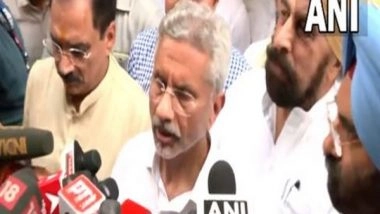 World News | Jaishankar Visits Gurdwara in Delhi; Afghan Sikhs Raise Issue of Indian Citizenship, Visas