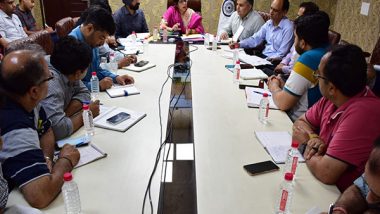 India News | Jammu Deputy Commissioner Convenes Meeting to Review Arrangements for Amarnath Yatra