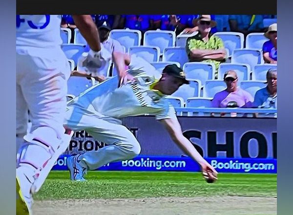 Sports News | WTC Final: Shubman Gill Posts Cryptic Tweet About His Controversial Dismissal with Image of Cameron Green's Catch