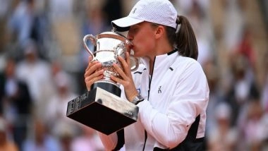 Sports News | Iga Swiatek Retains French Open 2023 Crown After Defeating Karolina Muchova