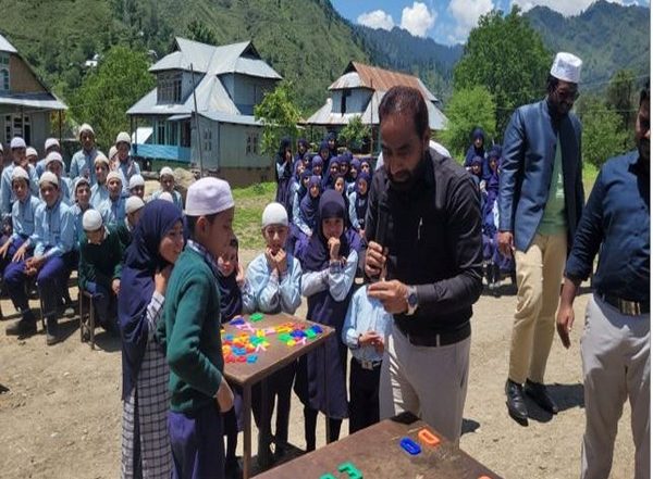 India News | J-K Starts Introduces Biometric Attendance System for Schools