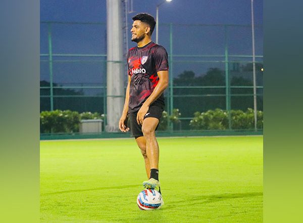 Sports News | Mehtab Singh Signs Three Year Contract Extension with Mumbai City FC