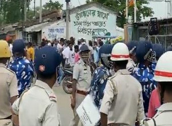 India News | WB Panchayat Polls: Fresh Violence in Birbhum on Last Day of Filing Nomination