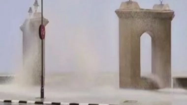 India News | Massive Waves Lash Seafront in Daman as Cyclone Biparjoy Intensifies