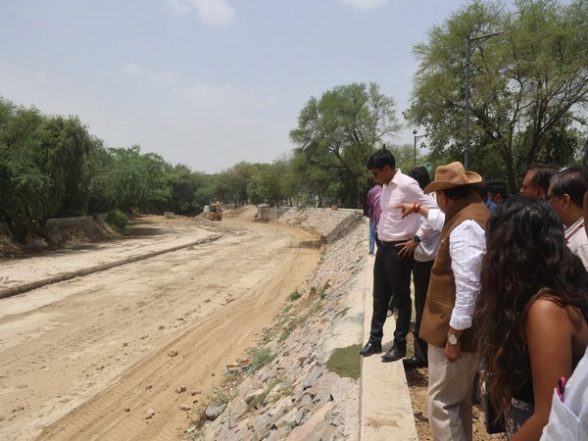 India News | Delhi: IGI Airport, Dwarka to Get Relief from Waterlogging This Monsoon, LG Inspects Progress Work - Vimarsana News