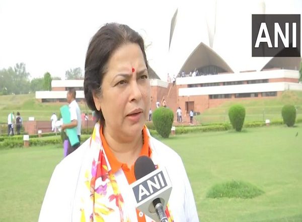 World News | Message of Yoga is to Rise Above Everything, Spread Peace, Prosperity: MoS Meenakashi Lekhi