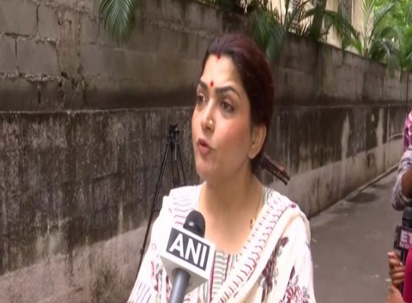 India News | Tamil Nadu: DMK Spokesperson Shivaji Krishnamurthy Expelled for 'derogatory' Remarks Against BJP's Khushbu Sundar, Governor