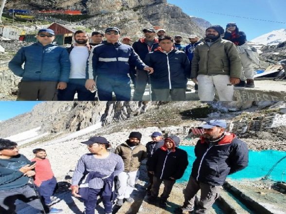 India News | Kashmir Divisional Commissioner Visits Holy Amarnath Cave, Takes Stock of Arrangements - Vimarsana News