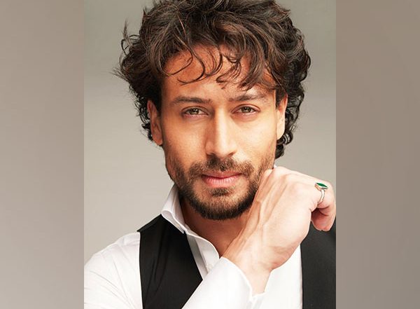 Tiger Shroff Collaborates with Zahrah S Khan, Edward Maya for Track 'Love Stereo Again'