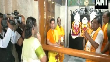India News | President Droupadi Murmu Offers Prayers at Delhi's Jagannath Temple