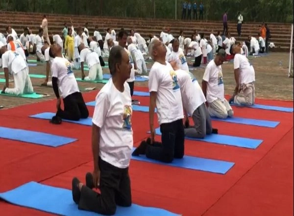 World News | Indian Ambassador to Nepal Naveen Srivastava, Tourism Minister Sudan Kirati Perform Yoga at Lumbini