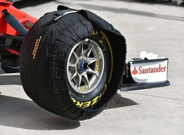 Sports News | Mercedes, Red Bull, Aston Martin's Team Principals Voiced Mixed Feelings on Removal of Tyre Blankets