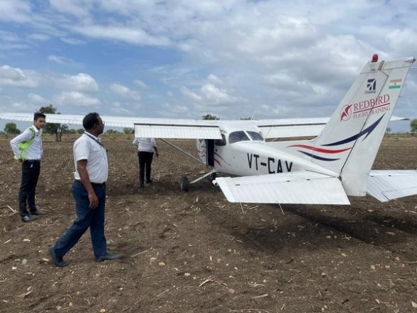 Trainee Aircraft Makes Emergency Landing in Kalaburagi Due to Technical Issue