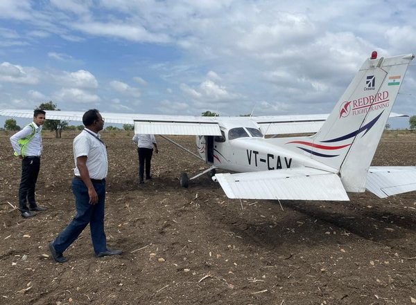 Karnataka: Redbird Flight Training Academy's Trainee Aircraft Makes Emergency Landing in Kalaburagi Due to Technical Issue