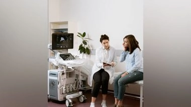 Health News | Progesterone Reduces Night Sweats and Improves Sleep in Perimenopausal Women: Study