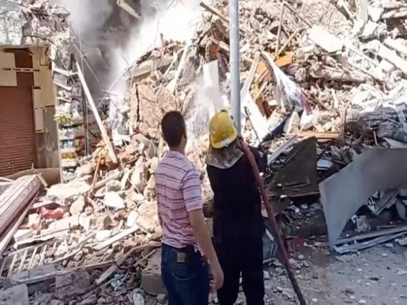 World News | Egypt: At Least Four People Killed, Four Others Injured After Building Collapses in Alexandria - Vimarsana News