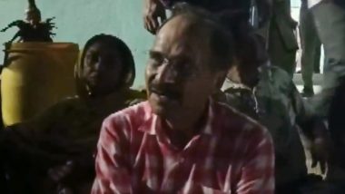 Adhir Ranjan Chowdhury, Congress MP Sits on a Protest Outside BDO Office in Murshidabad (Watch Video)