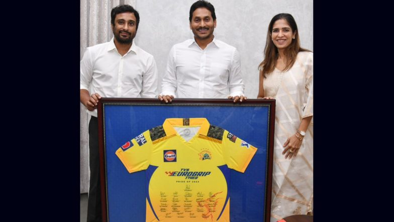 Ambati Rayudu Gifts Framed CSK Jersey to Andhra Pradesh Chief Minister YS Jagan Mohan Reddy (See Pic)