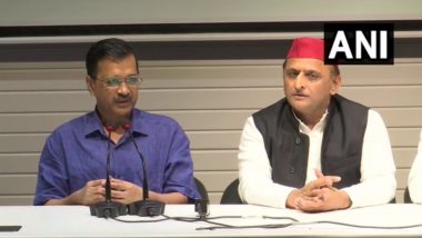 Akhilesh Yadav Assures Samajwadi Party's Support to Delhi CM Arvind Kejriwal on Centre's Ordinance Issue (Watch Videos)