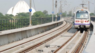 Delhi Metro Suicide: Man Jumps In Front of Moving Metro Train at Najafgarh Station, Dies on Spot
