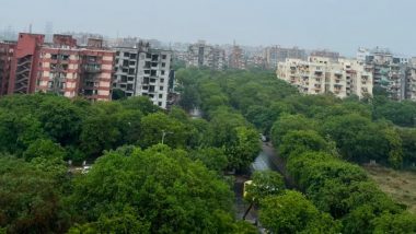 Delhi Rains Today Photos and Videos: Light Rainfall in Parts of National Capital, Brings Relief From Scorching Heat