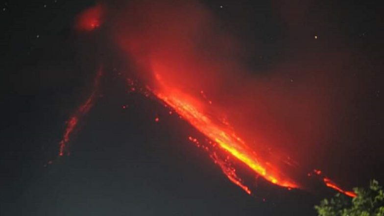 Mayon Volcano Erupts in Philippines: More Than 6000 Residents Evacuated Near Crater of the Mayon Volcano After It Spews Ash