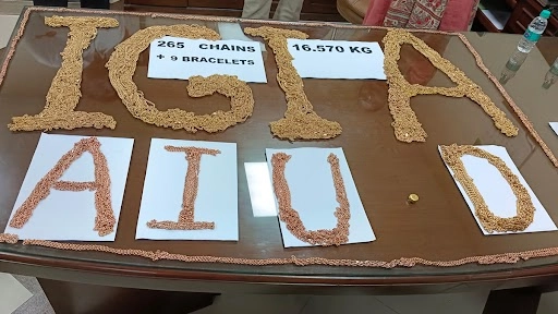 Delhi: Two Uzbekistan Nationals, Including a Woman, Arrested at IGI Airport for Smuggling 16.5 kg Gold Worth Over Rs 10 Lakh