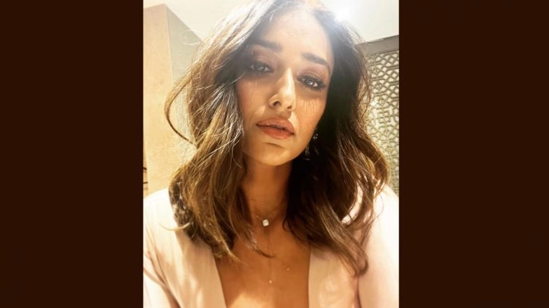 Mom-to-Be Ileana D'Cruz Shares Picture from Her Third Trimester